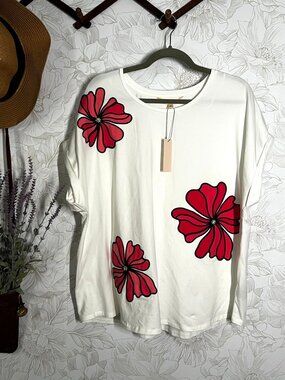 Mesh + Love Womens White Top With Pink Floral Appliqué & Rhinestones Short Sleev
